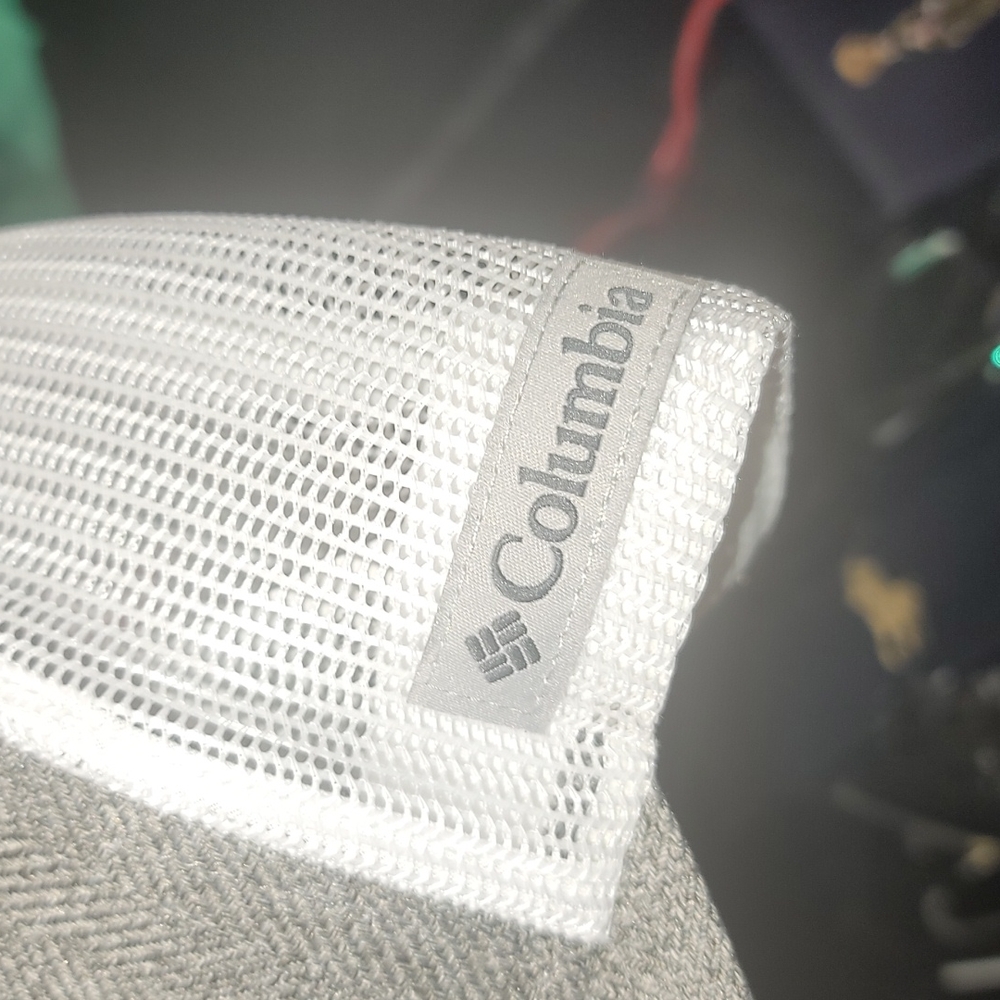 Columbia Spring Grove Snap Back - Picture 2 of 4